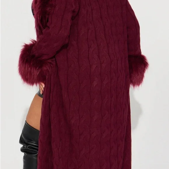 Fashion Nova Burgundy Faux Fur Trench Coat - Picture 5 of 5